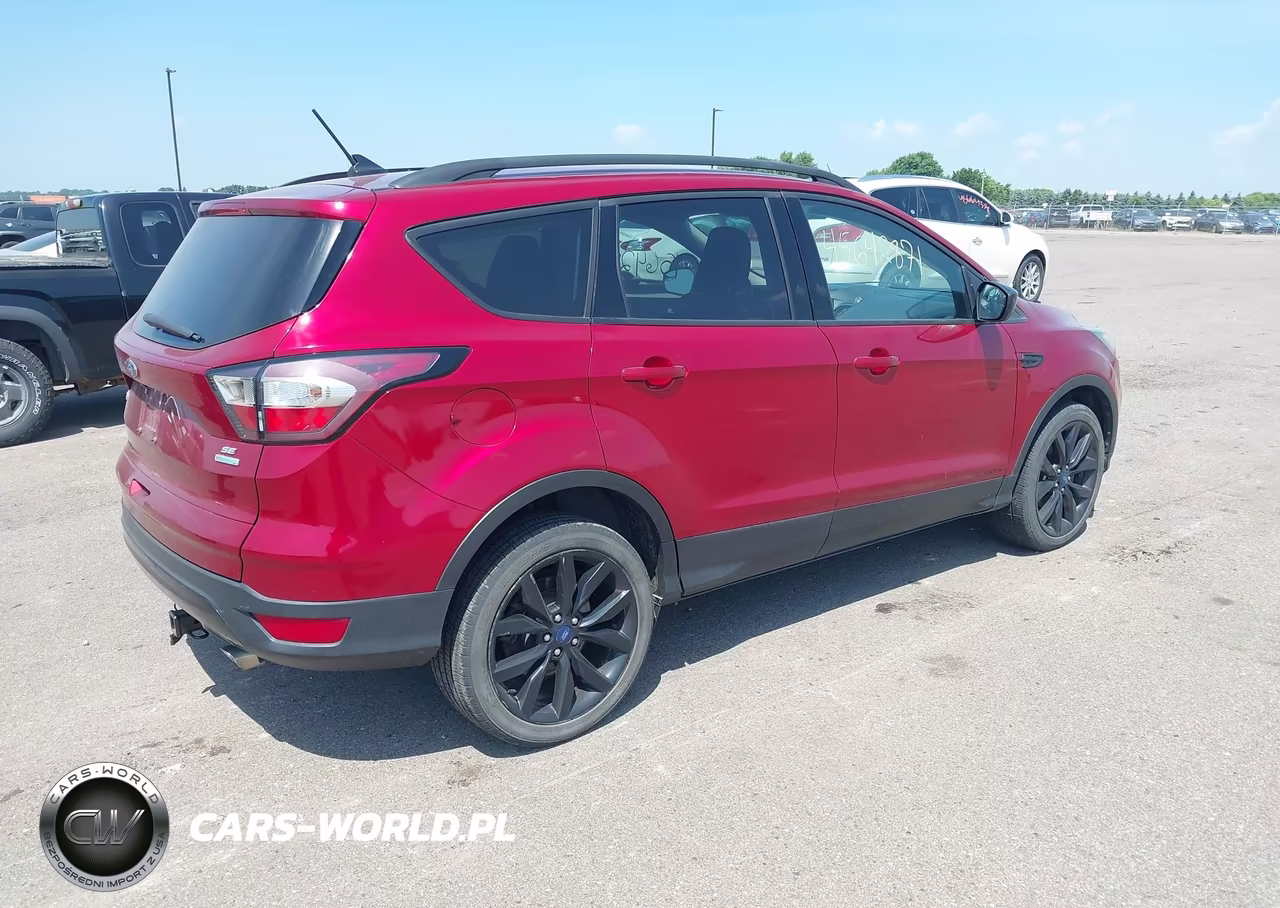 2018 Ford Escape Se VIN:1FMCU0GD1JUA63219 - 4