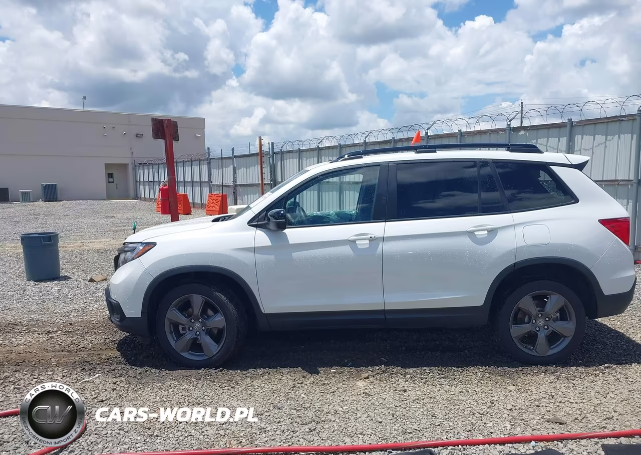 2020 Honda Passport Awd Touring VIN:5FNYF8H97LB013143 - 13