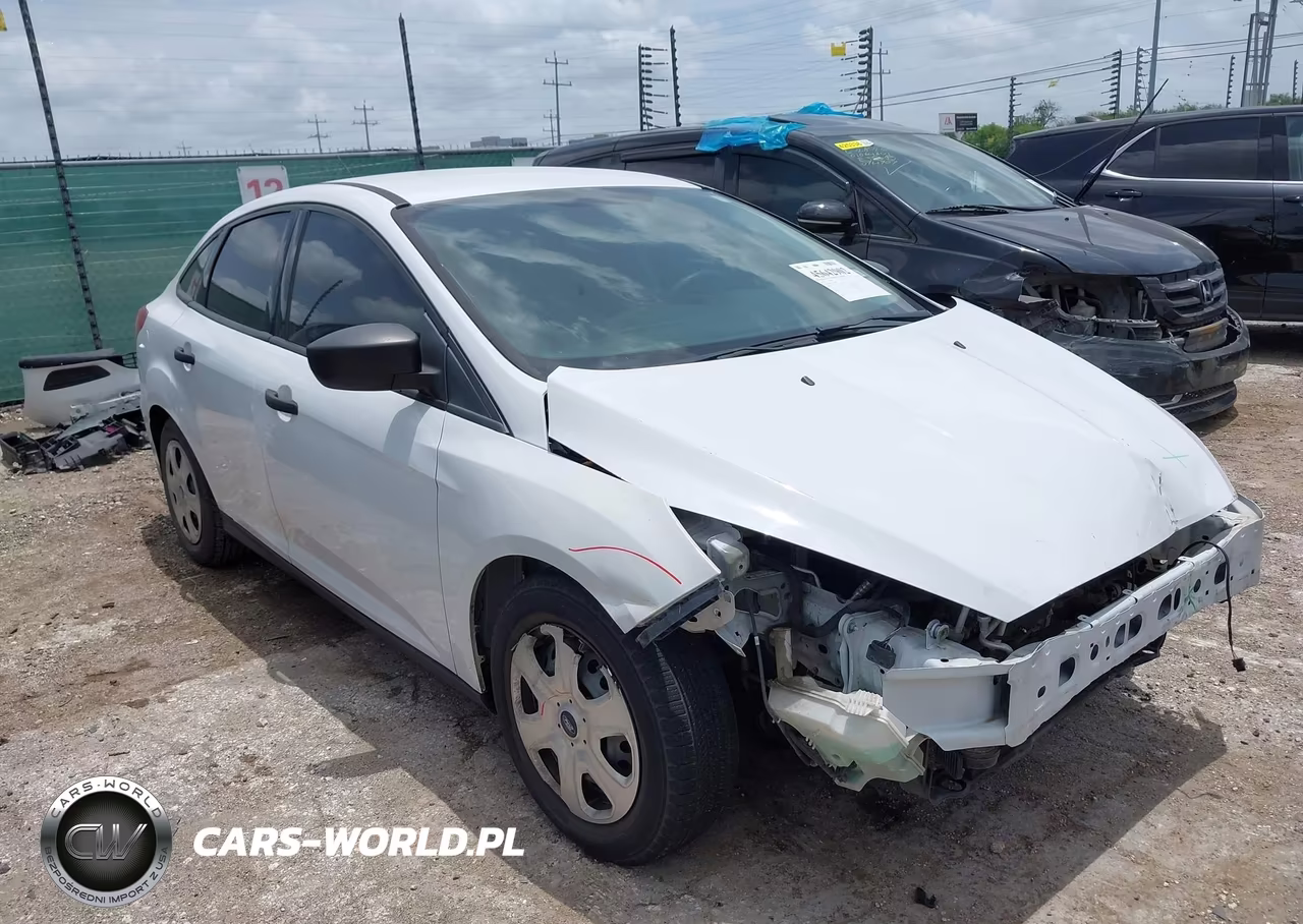 2016 Ford Focus S – zdjęcie 1 z 17