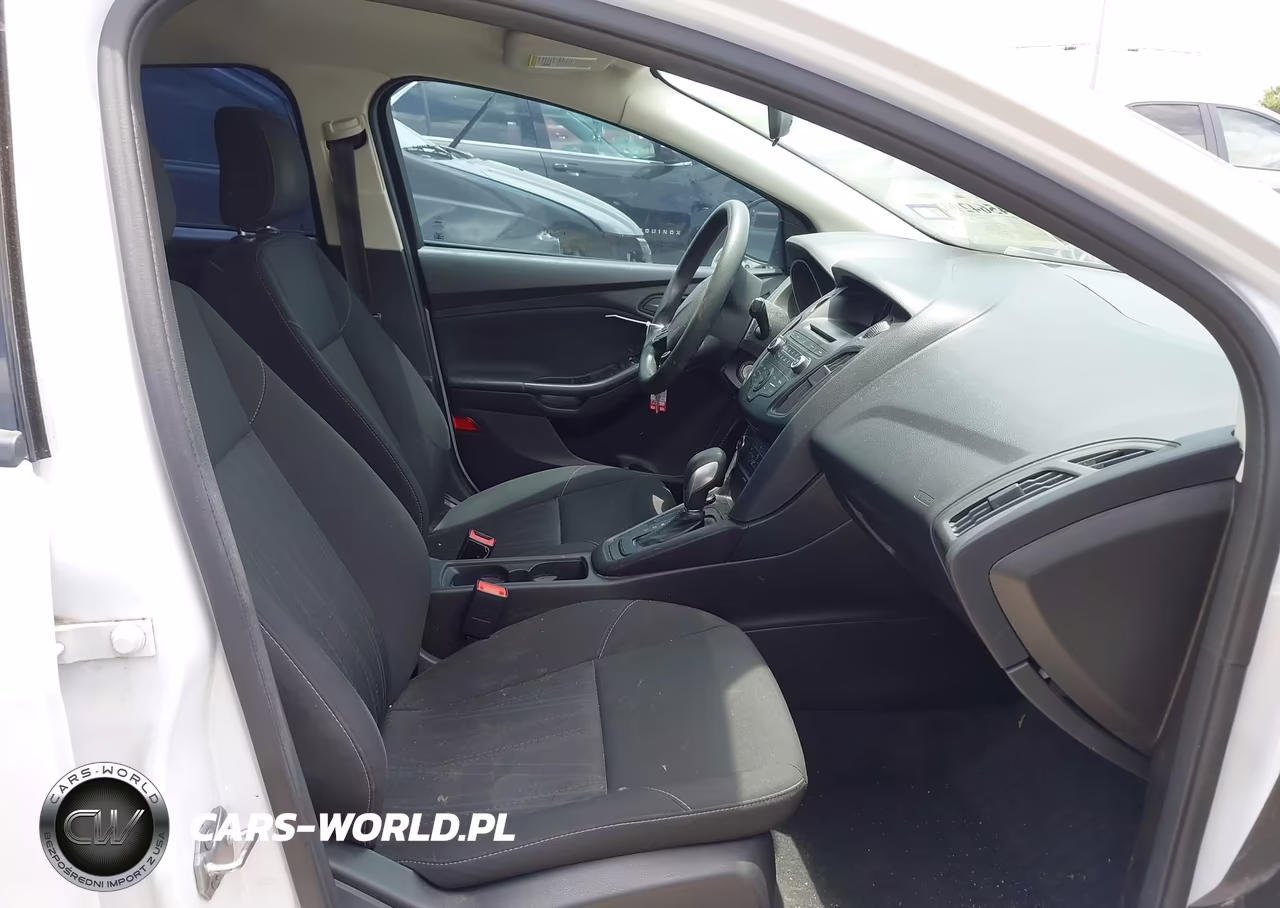 2016 Ford Focus S VIN:1FADP3E21GL360482 - 5
