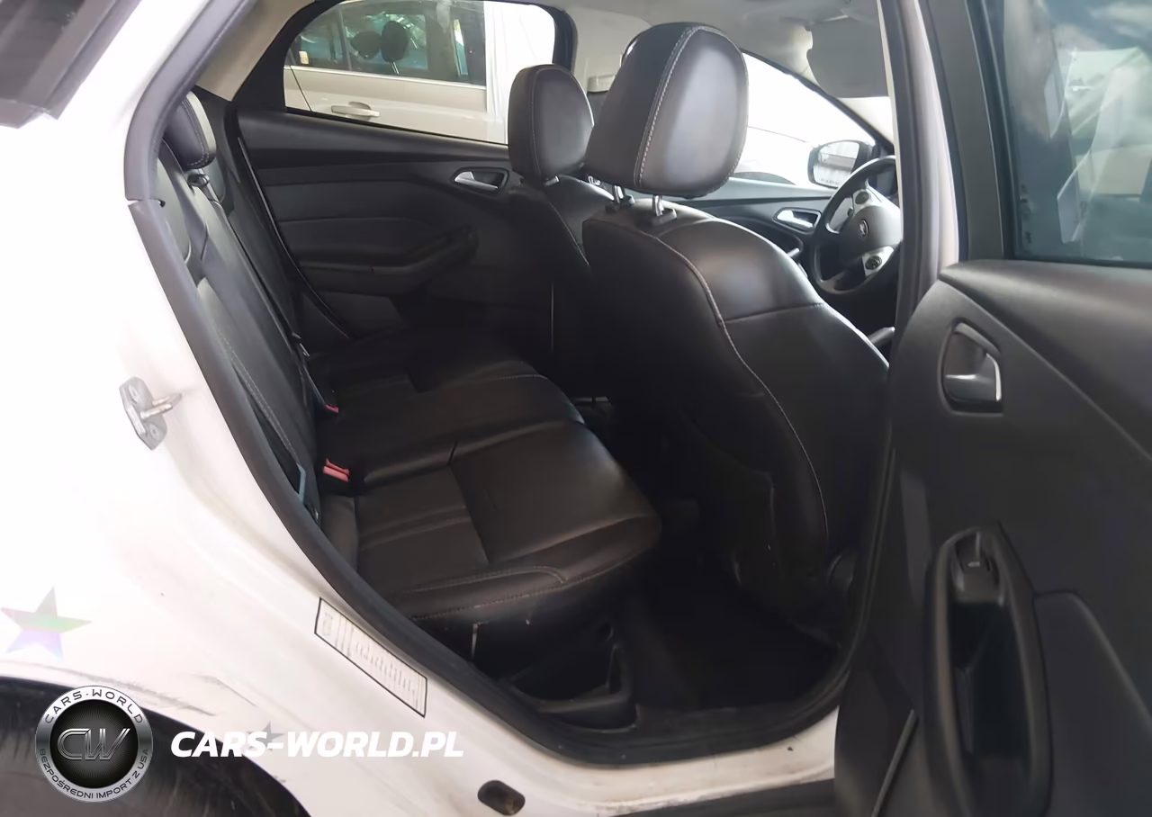 2014 Ford Focus Se VIN:1FADP3K21EL302485 - 8