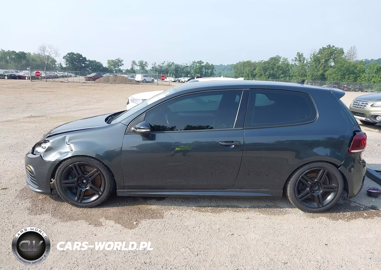 2013 Volkswagen Golf R 2-Door VIN:WVWRF7AJ6DW067727 - 15