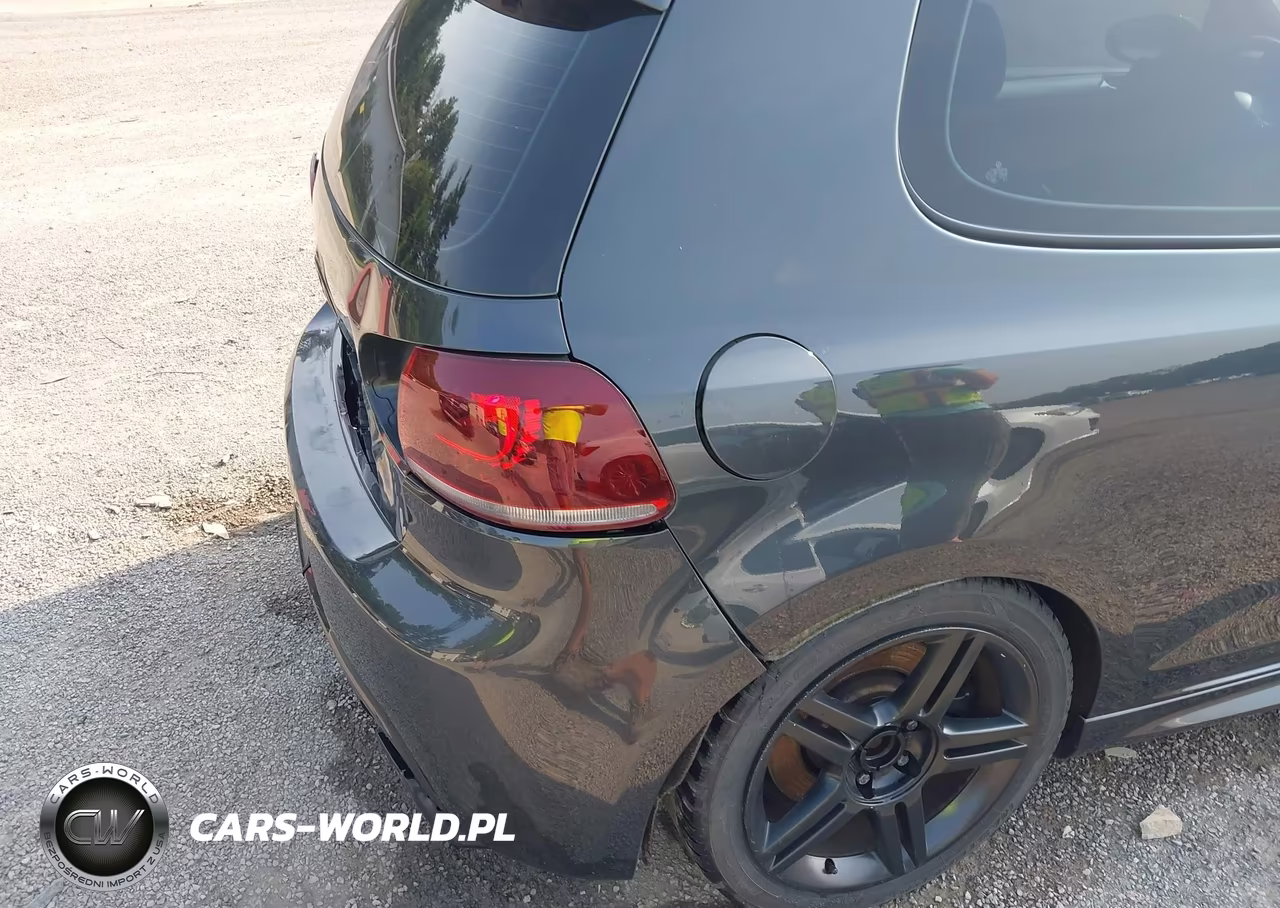 2013 Volkswagen Golf R 2-Door VIN:WVWRF7AJ6DW067727 - 19