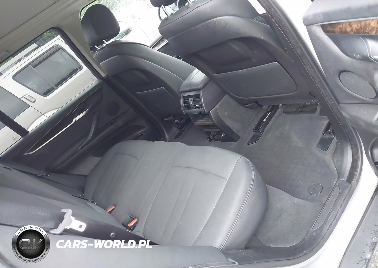 2015 BMW X5 xDrive35I VIN:5UXKR0C52F0P05735 - 8