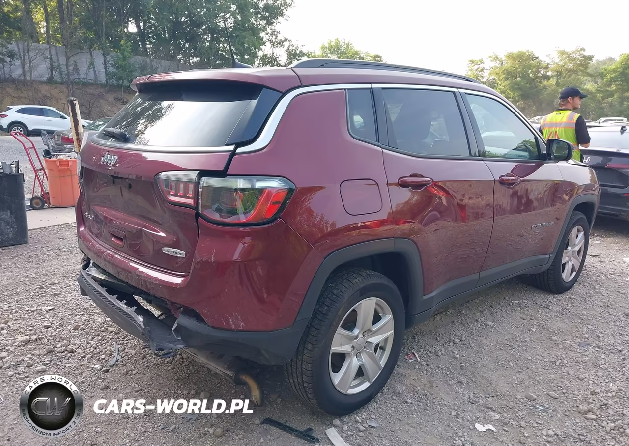 2022 Jeep Compass Latitude 4X4 VIN:3C4NJDBB6NT129167 - 4