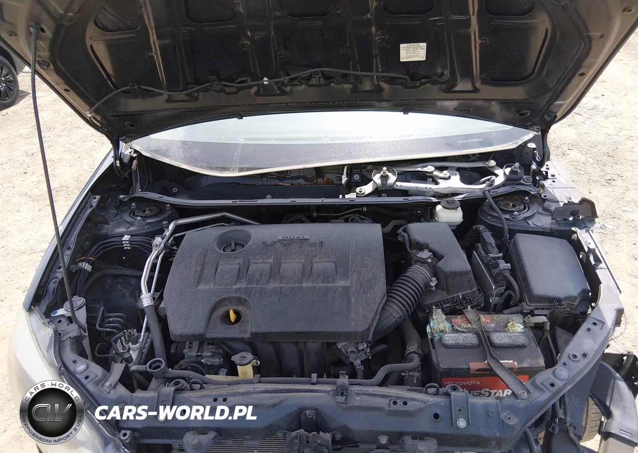 2015 Toyota Corolla Le VIN:2T1BURHE5FC359831 - 10