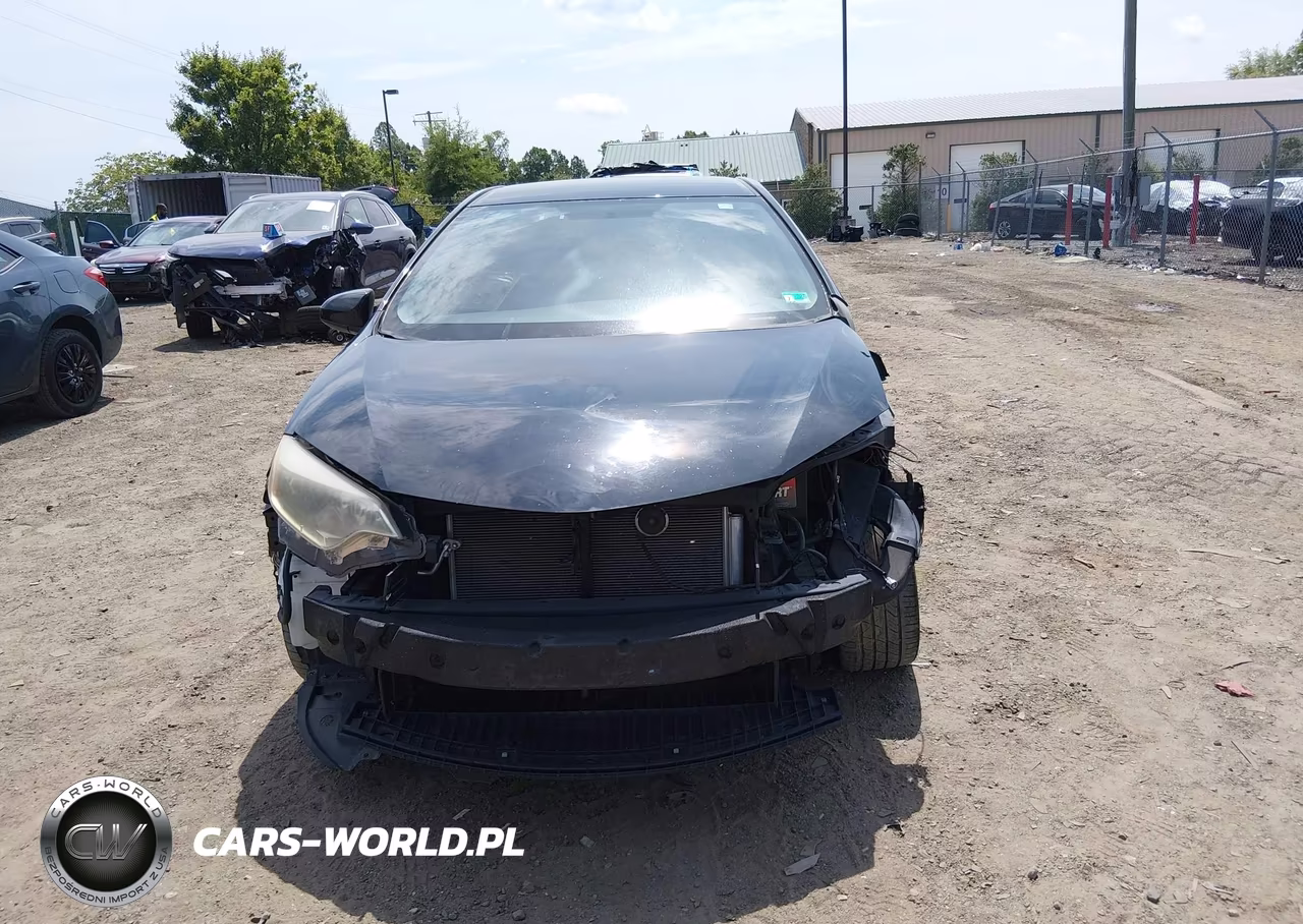 2015 Toyota Corolla Le VIN:2T1BURHE5FC359831 - 13