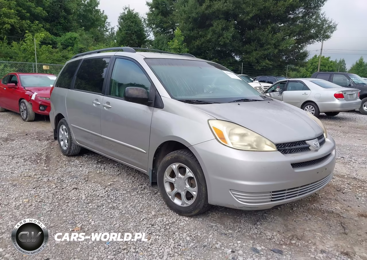 2004 Toyota Sienna Le