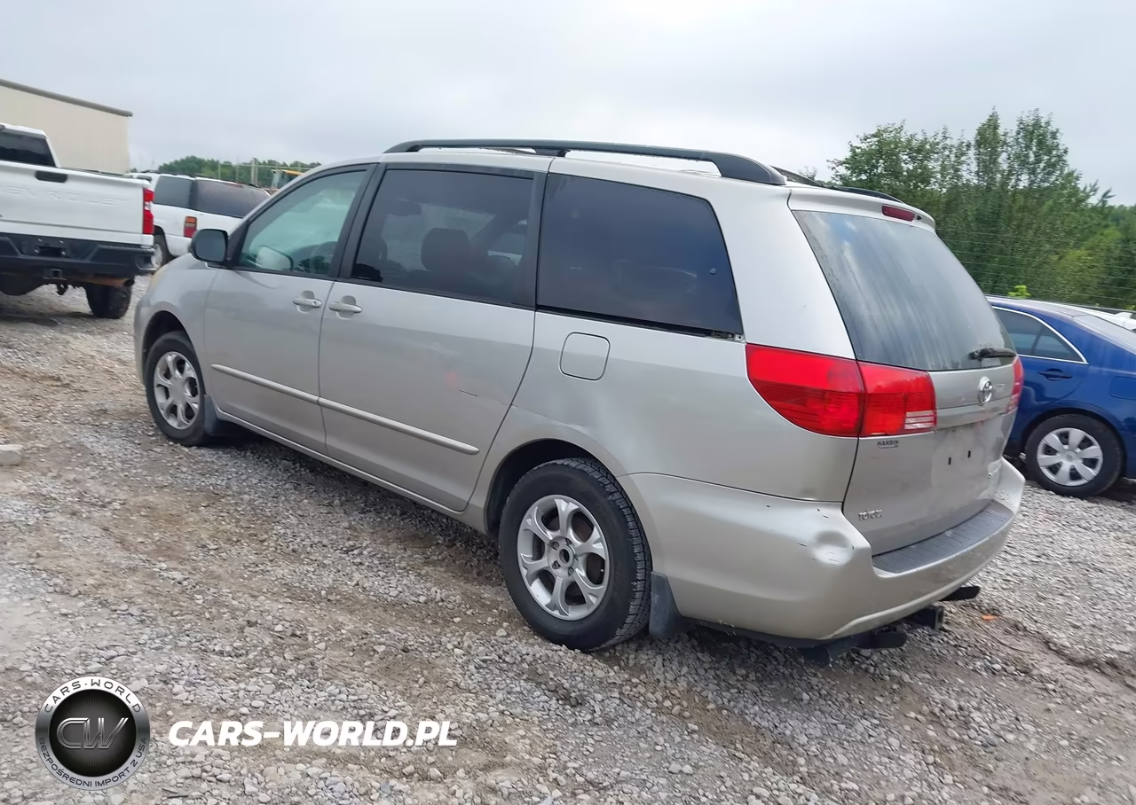 2004 Toyota Sienna Le VIN:5TDZA23C34S001202 - 3