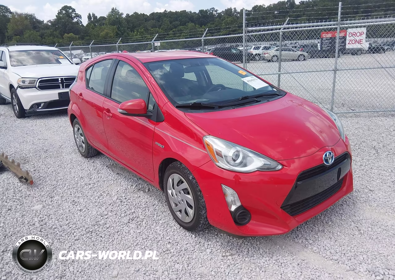 2015 Toyota Prius C Two