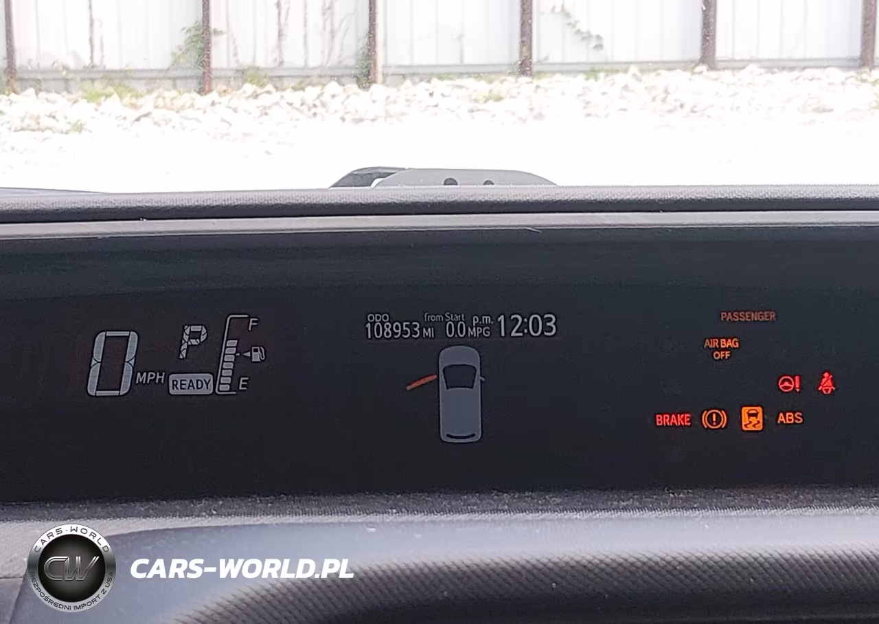 2015 Toyota Prius C Two VIN:JTDKDTB36F1587037 - 7