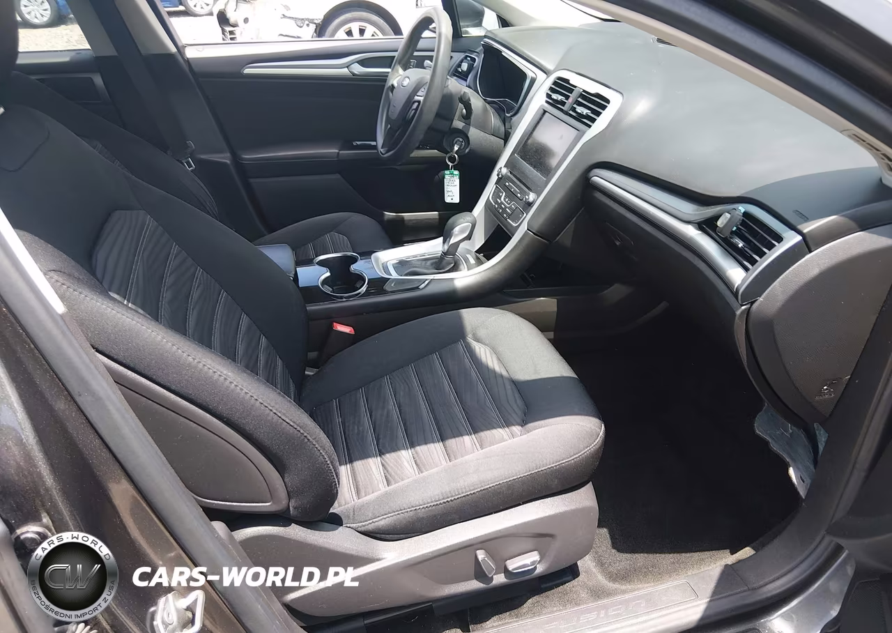 2016 Ford Fusion Se VIN:3FA6P0H72GR294220 - 5