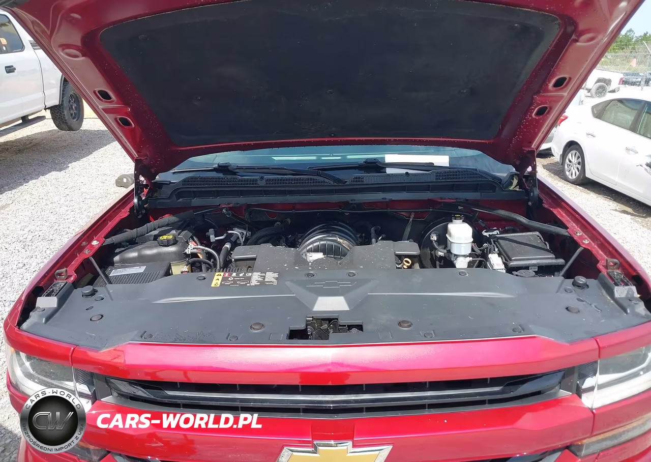 2018 Chevrolet Silverado 1500 2Lt VIN:3GCUKREC4JG628644 - 10