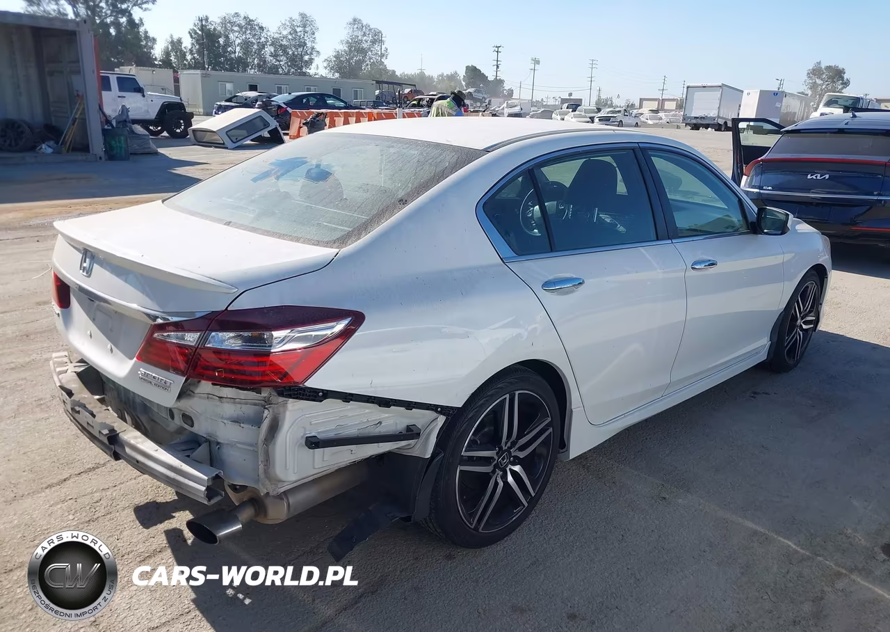 2017 Honda Accord Sport Se VIN:1HGCR2F12HA012592 - 4