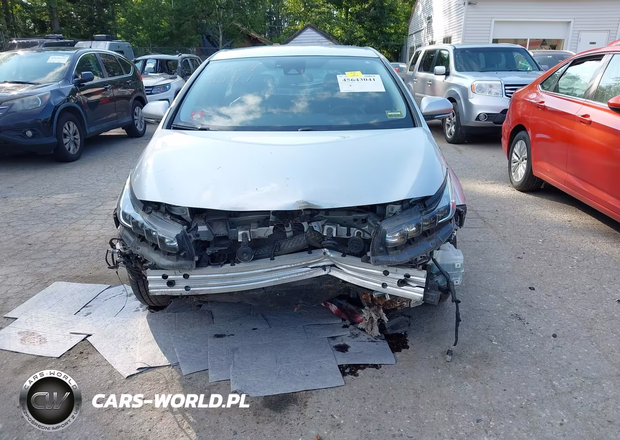 2018 Toyota Prius Prime Premium VIN:JTDKARFP3J3096379 - 12