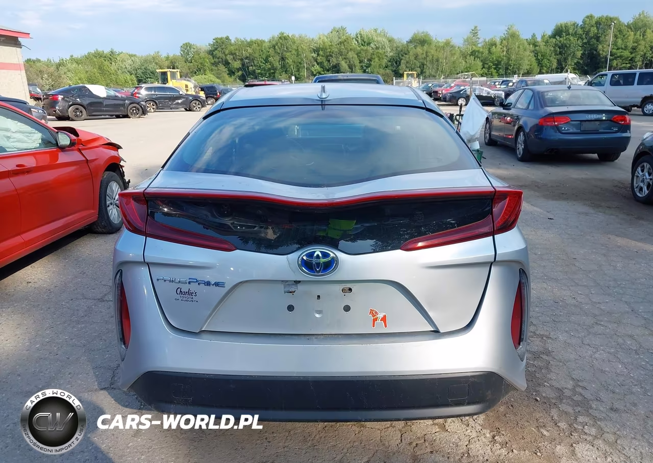 2018 Toyota Prius Prime Premium VIN:JTDKARFP3J3096379 - 16