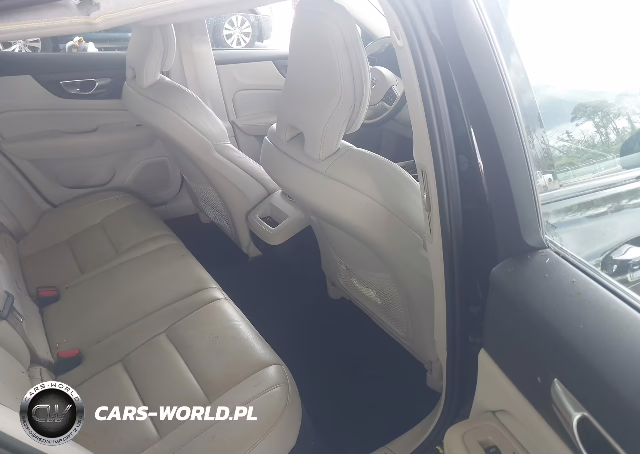 2021 Volvo S60 T5 Momentum VIN:7JR102FZ0MG123379 - 8