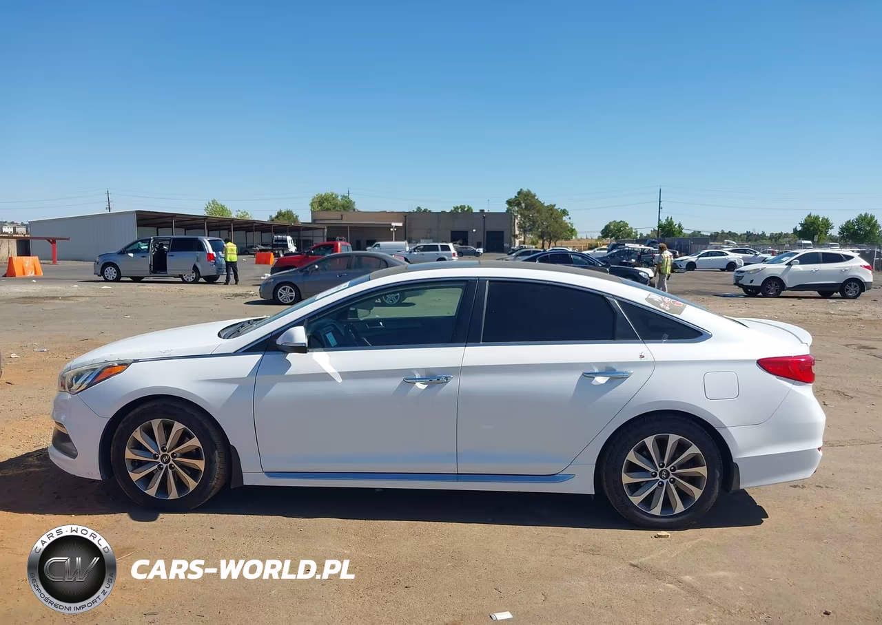 2017 Hyundai Sonata Sport VIN:5NPE34AF6HH555587 - 14