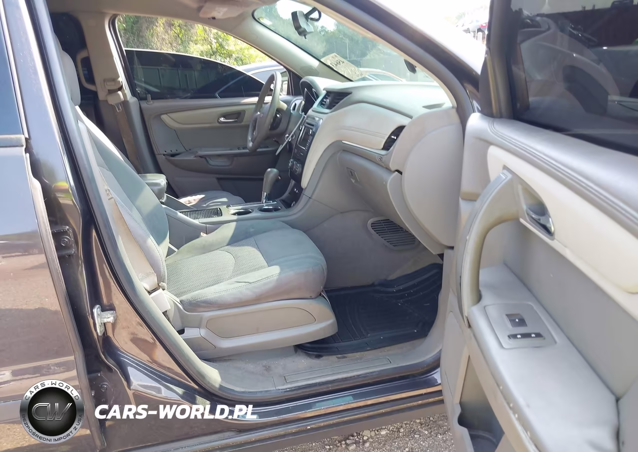 2014 Chevrolet Traverse Ls VIN:1GNKVFED7EJ135686 - 5