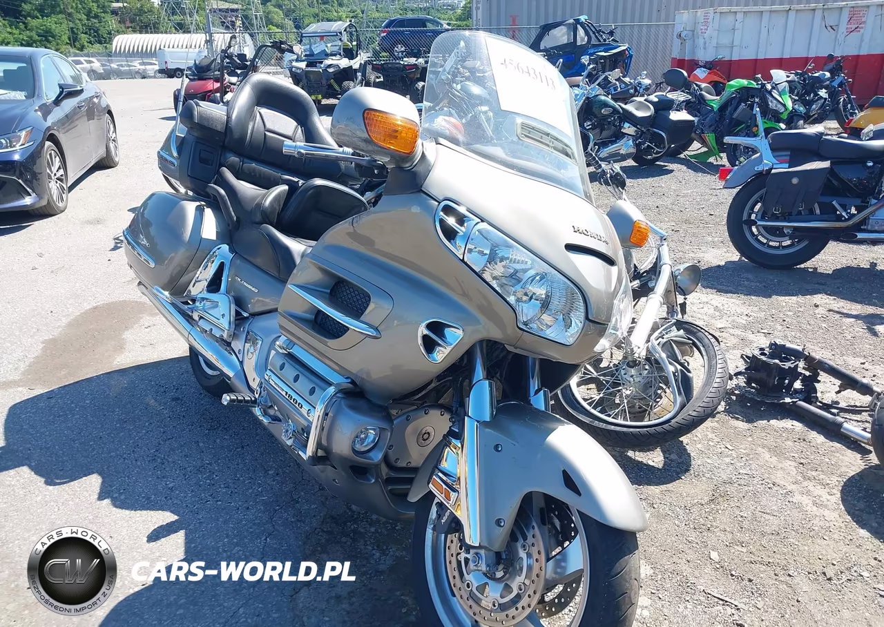 2002 Honda Gl1800 A VIN:1HFSC47402A100554 - 1