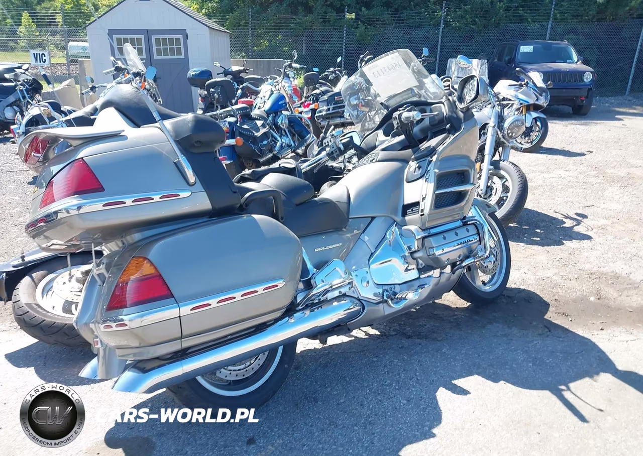 2002 Honda Gl1800 A VIN:1HFSC47402A100554 - 4