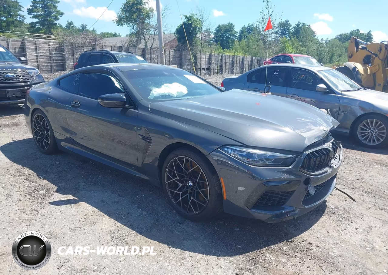 2022 BMW M8 Competition