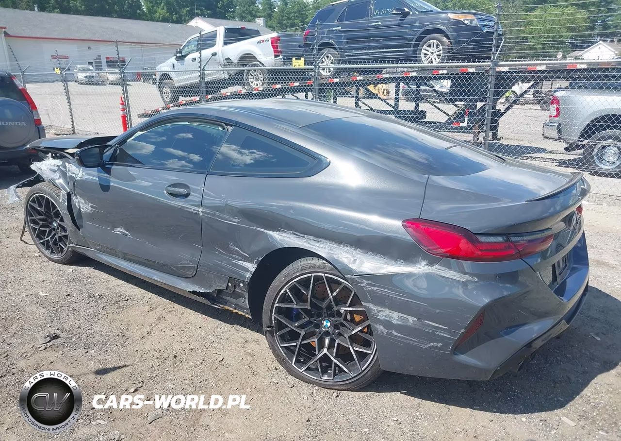 2022 BMW M8 Competition VIN:WBSAE0C00NCJ99079 - 17