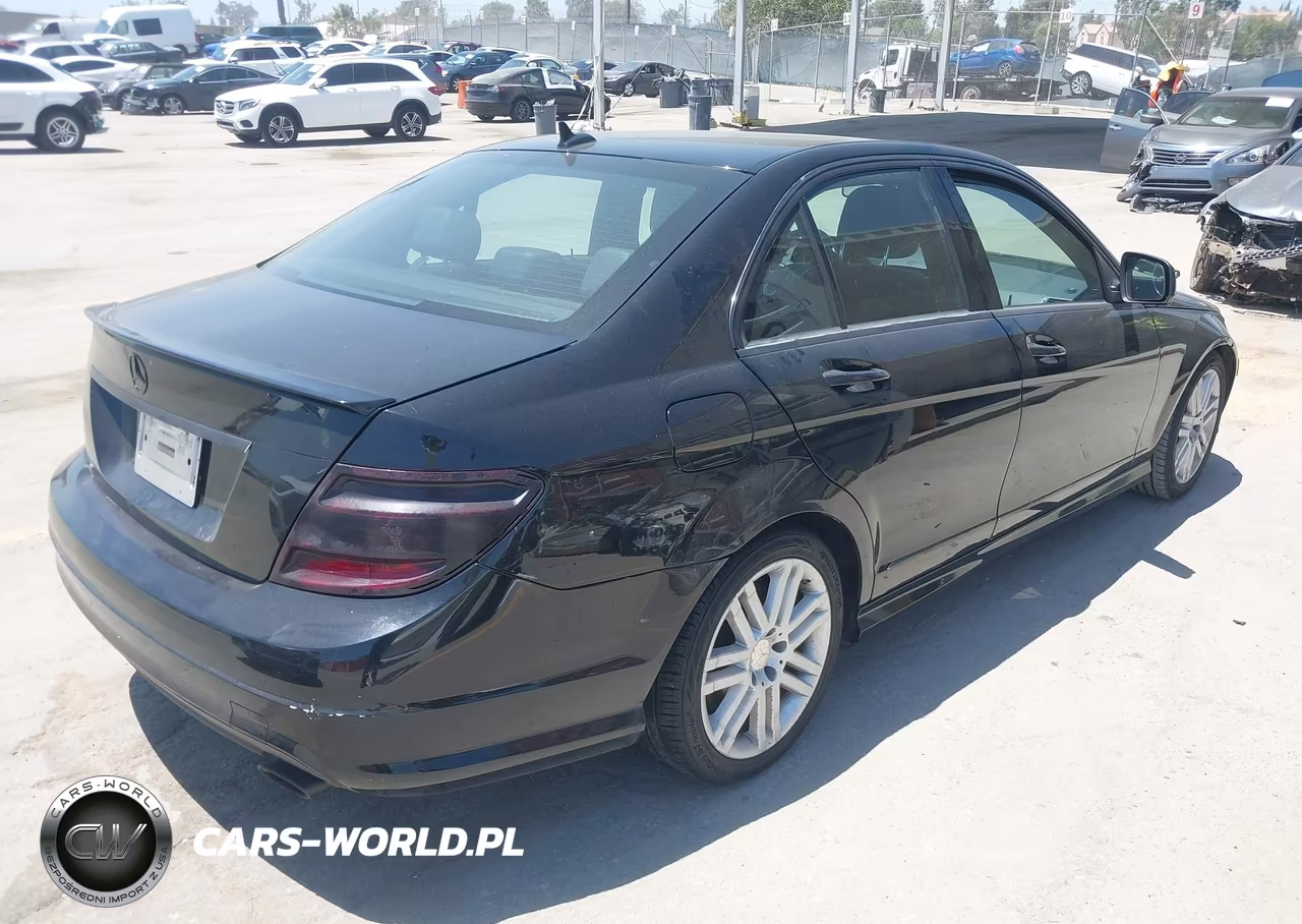 2009 Mercedes-Benz C 300 VIN:WDDGF54X29F332636 - 4