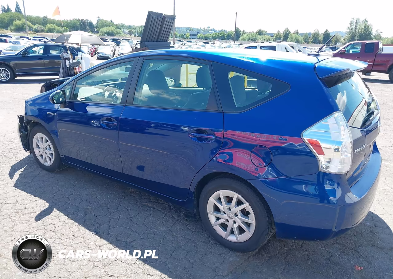 2014 Toyota Prius V Three VIN:JTDZN3EU1EJ002735 - 3
