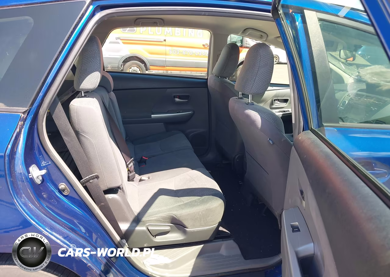 2014 Toyota Prius V Three VIN:JTDZN3EU1EJ002735 - 8