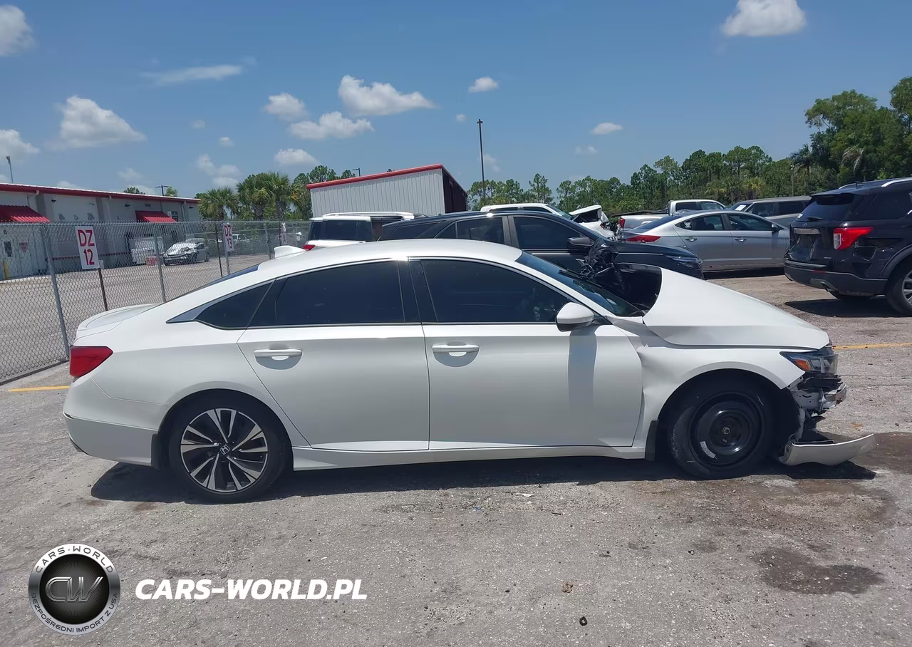 2019 Honda Accord Sport VIN:1HGCV1F36KA147640 - 14