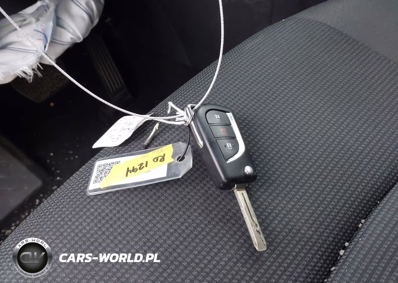 2025 Toyota Rav4 Hybrid Le VIN:4T3LWRFV2SU173634 - 11
