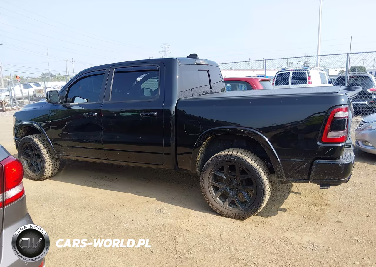 2021 Ram 1500 Laramie 4X4 5'7 Box VIN:1C6SRFJT8MN568720 - 14
