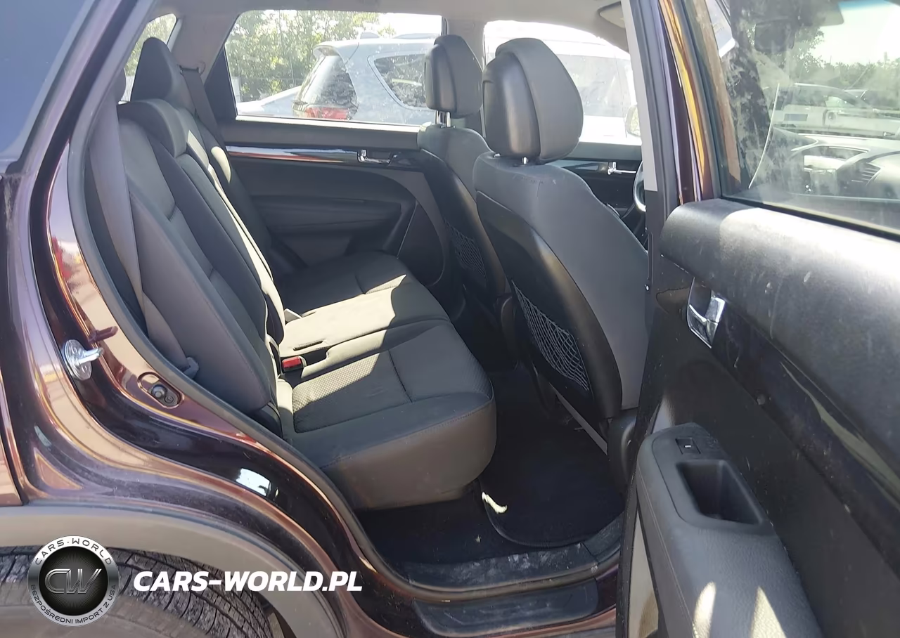 2012 Kia Sorento Lx VIN:5XYKT3A67CG231335 - 8