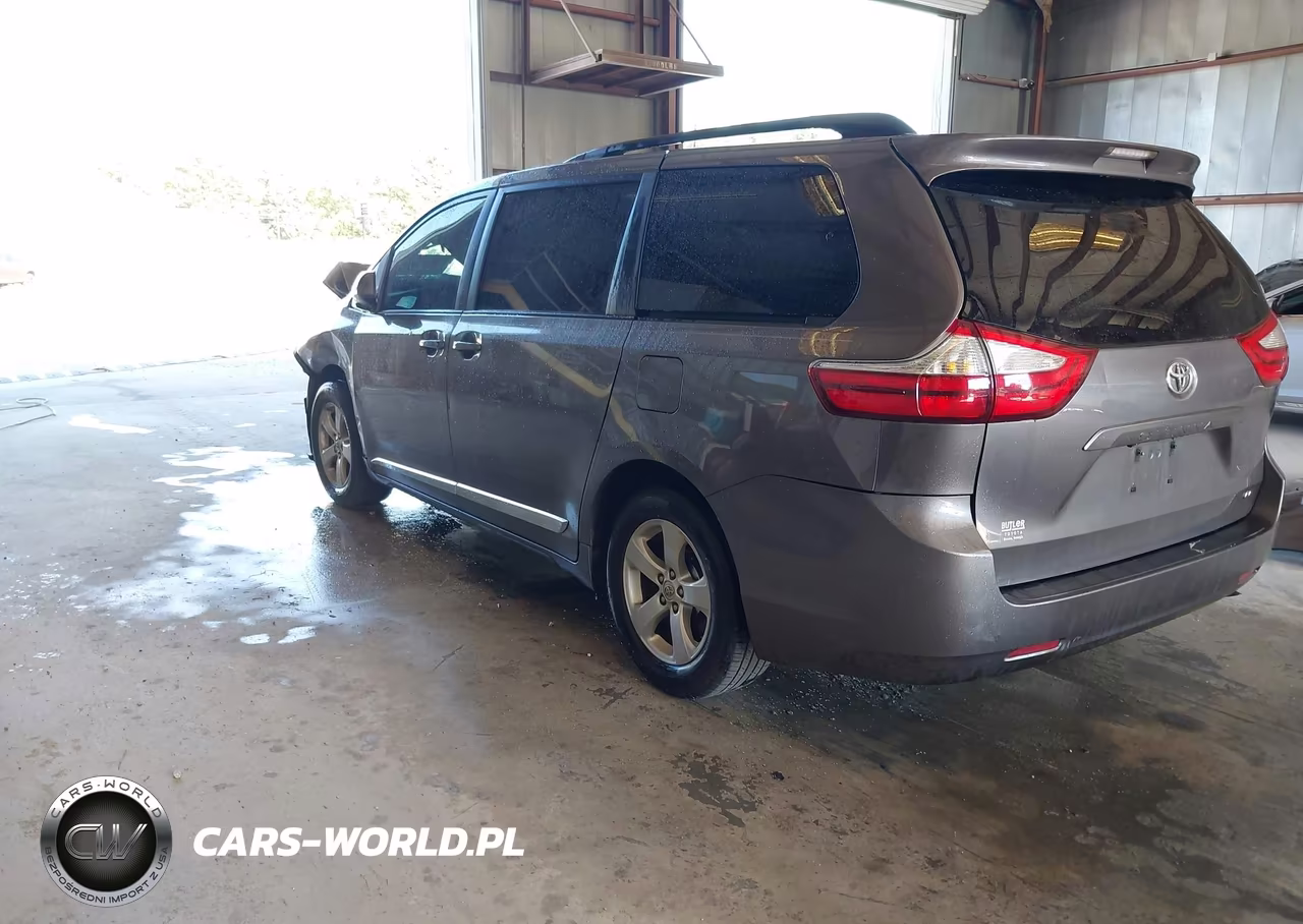 2016 Toyota Sienna Le 8 Passenger VIN:5TDKK3DC5GS720569 - 3