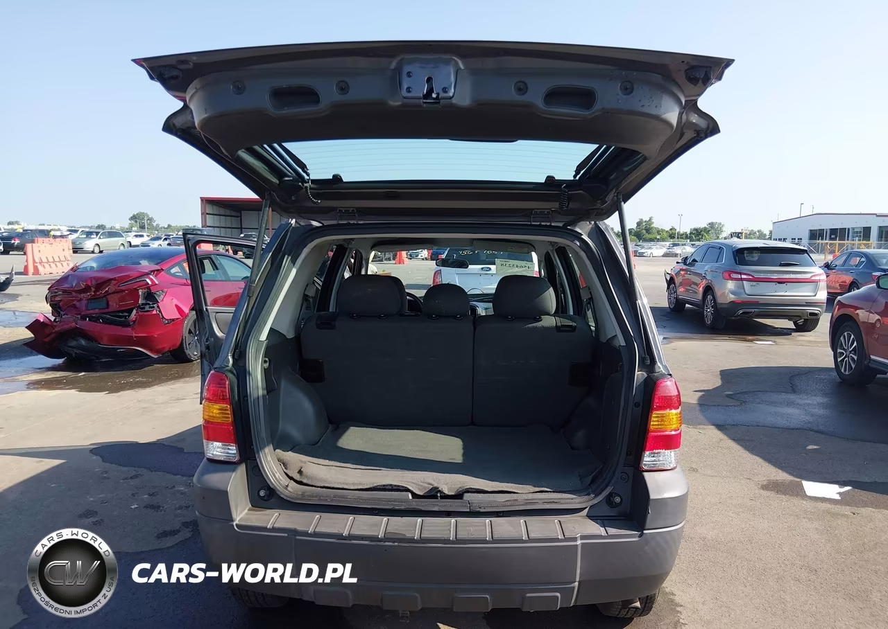 2006 Ford Escape Xls-Xls Manual VIN:1FMYU02Z46KD55572 - 17