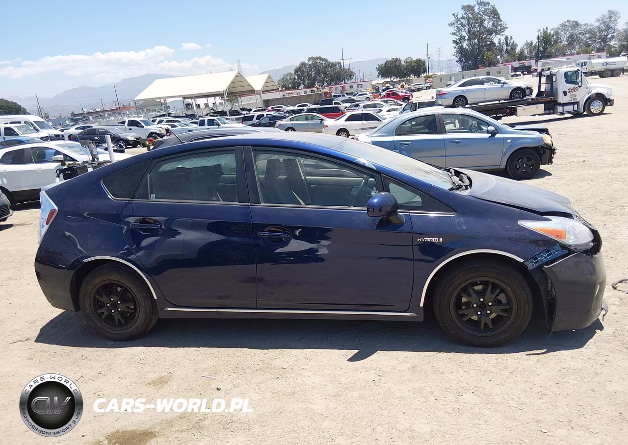 2014 Toyota Prius Two VIN:JTDKN3DU3E0392407 - 14