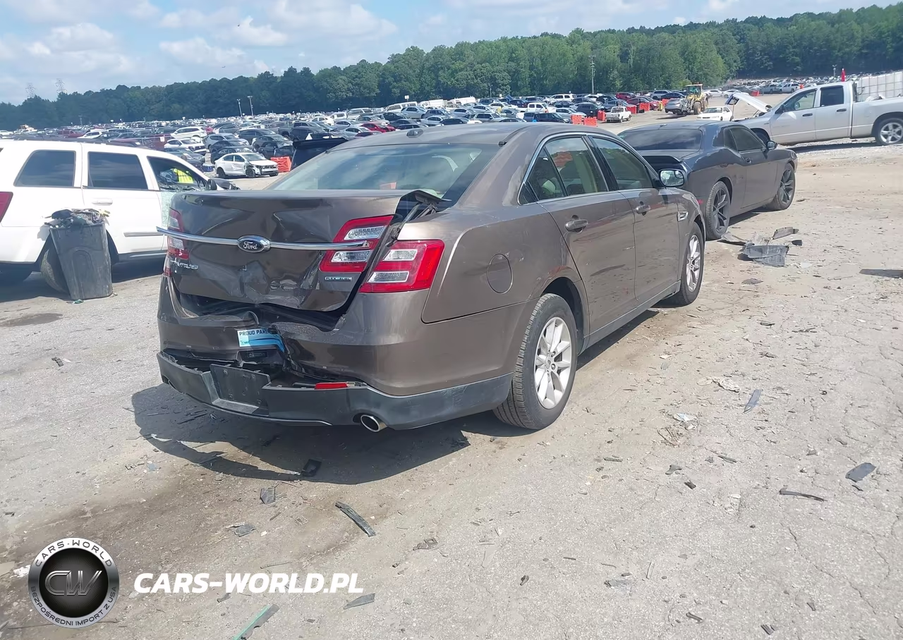 2015 Ford Taurus Se VIN:1FAHP2D89FG126342 - 4