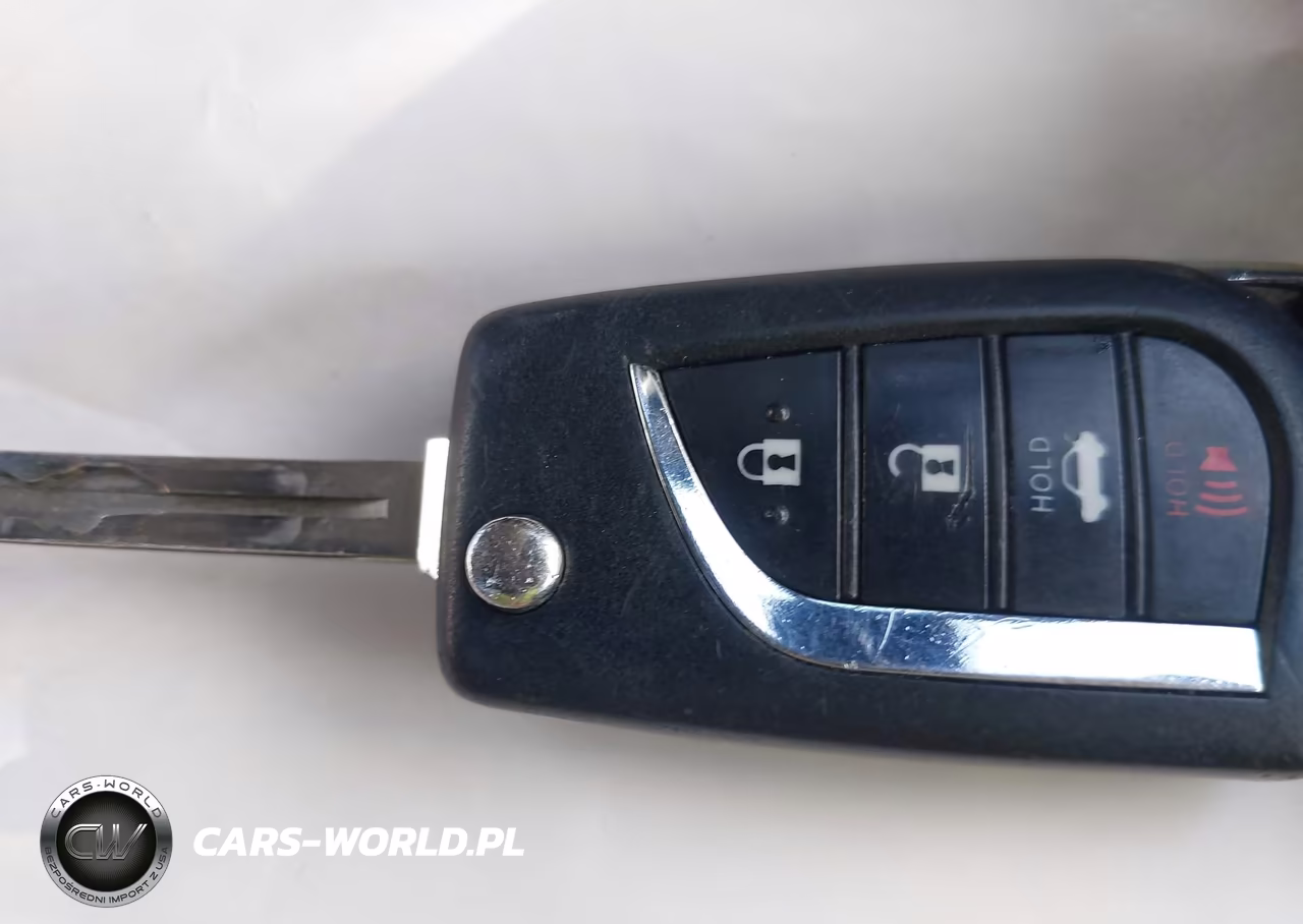 2018 Toyota Camry Le VIN:JTNB11HK3J3048508 - 11