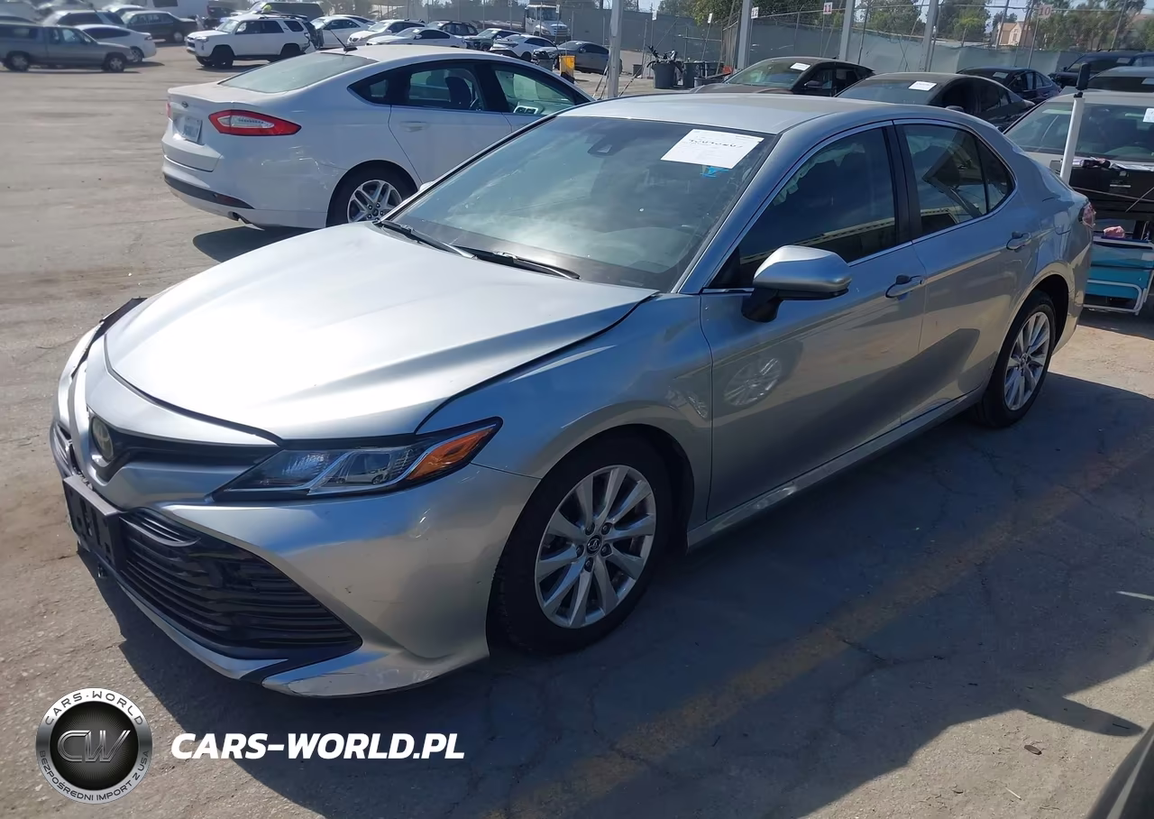 2018 Toyota Camry Le VIN:JTNB11HK3J3048508 - 2