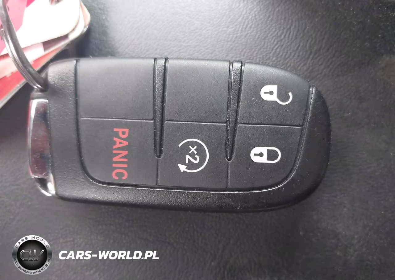 2018 Jeep Compass Latitude Fwd VIN:3C4NJCBB7JT410849 - 11