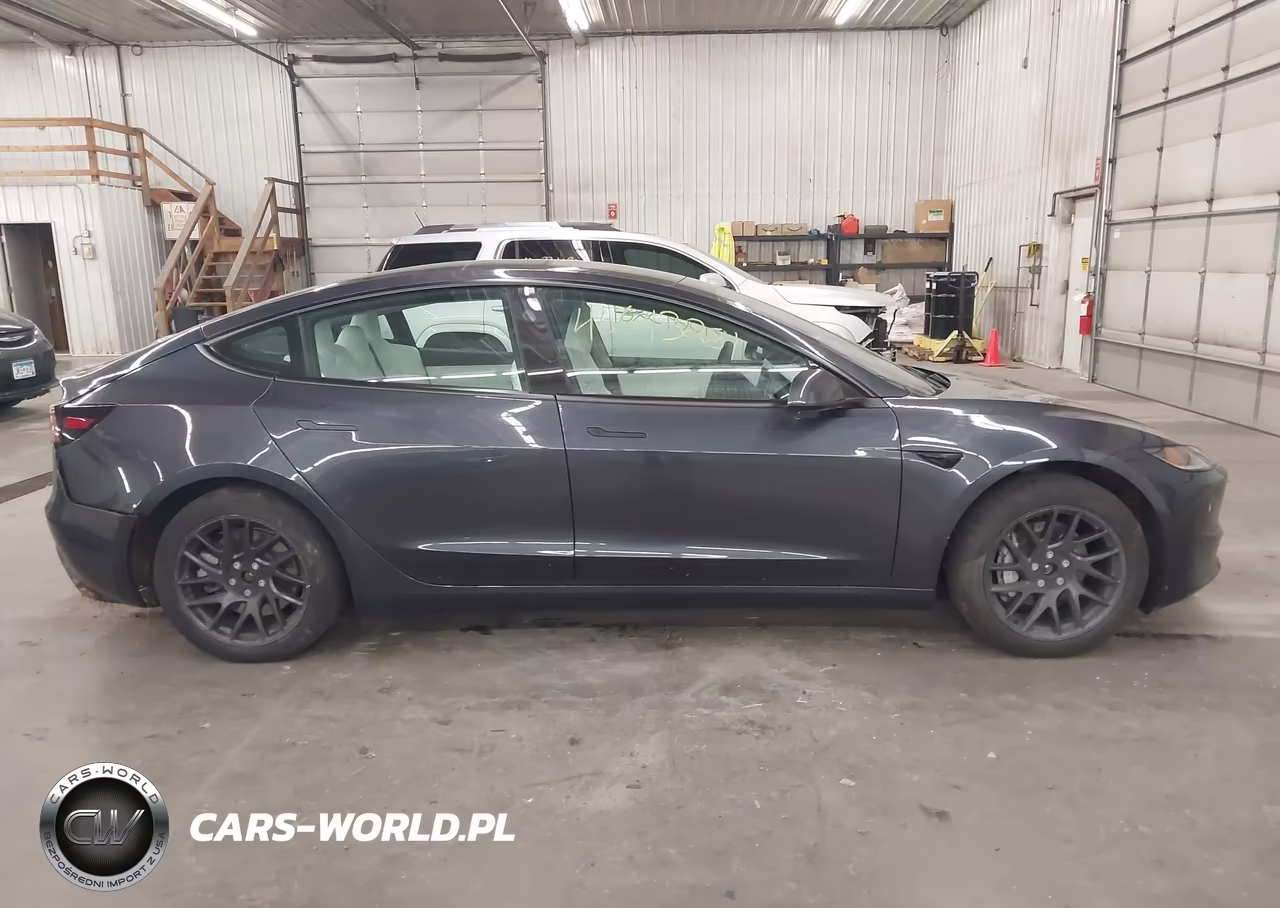 2024 Tesla Model 3 Long Range Dual Motor All-Wheel Drive VIN:5YJ3E1EB2RF810923 - 15