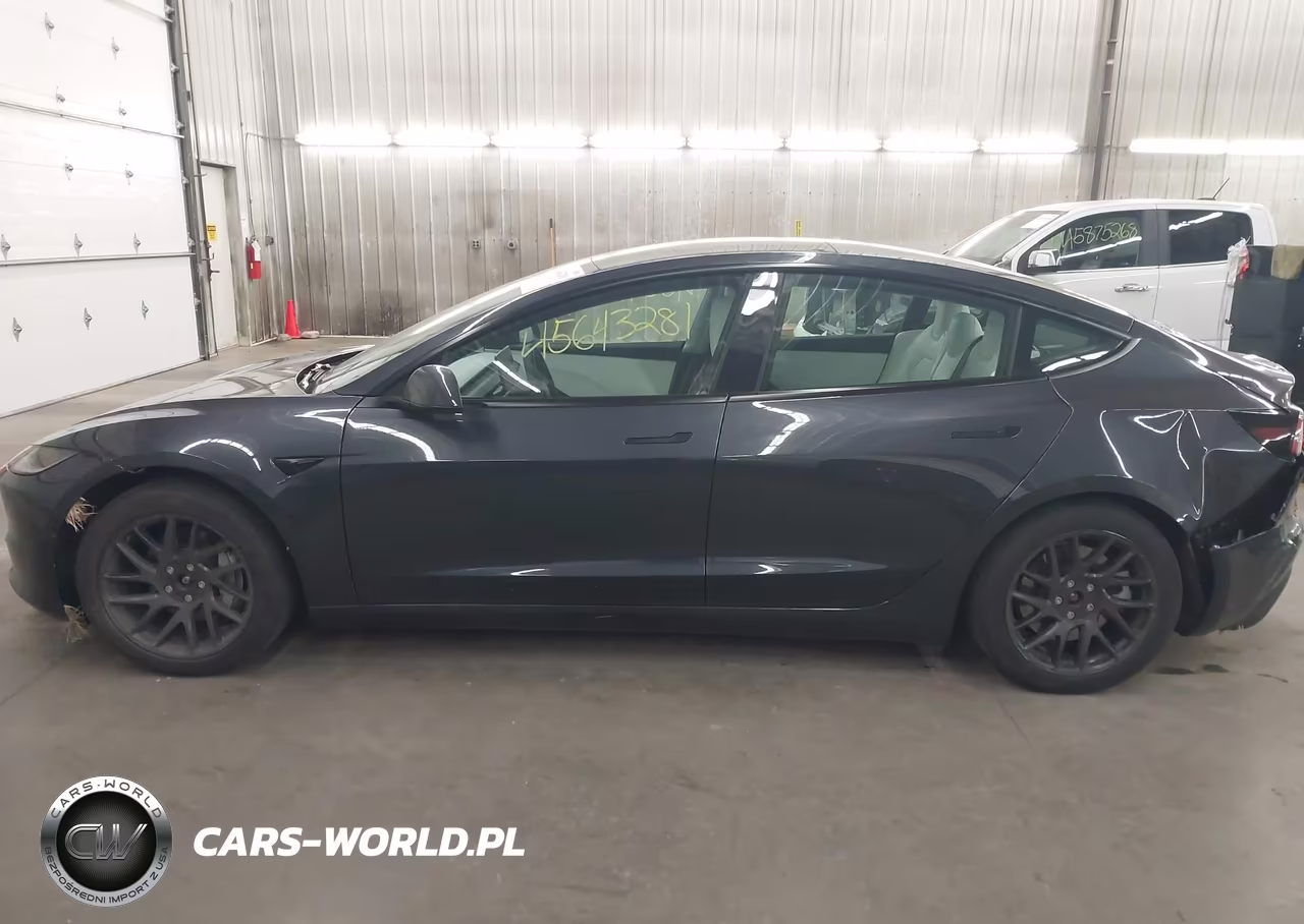 2024 Tesla Model 3 Long Range Dual Motor All-Wheel Drive VIN:5YJ3E1EB2RF810923 - 16