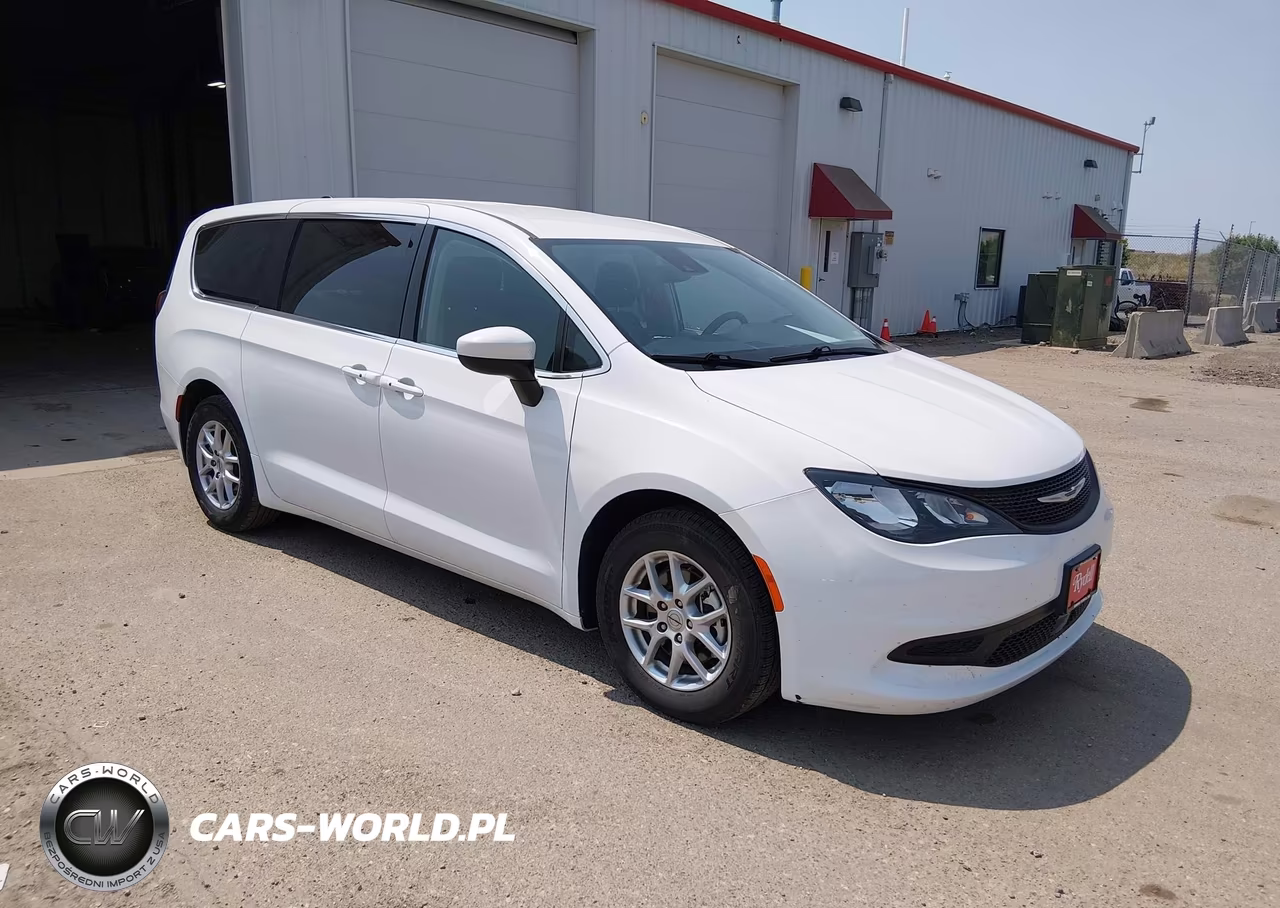 2023 Chrysler Voyager Lx VIN:2C4RC1CG7PR613388 - 1