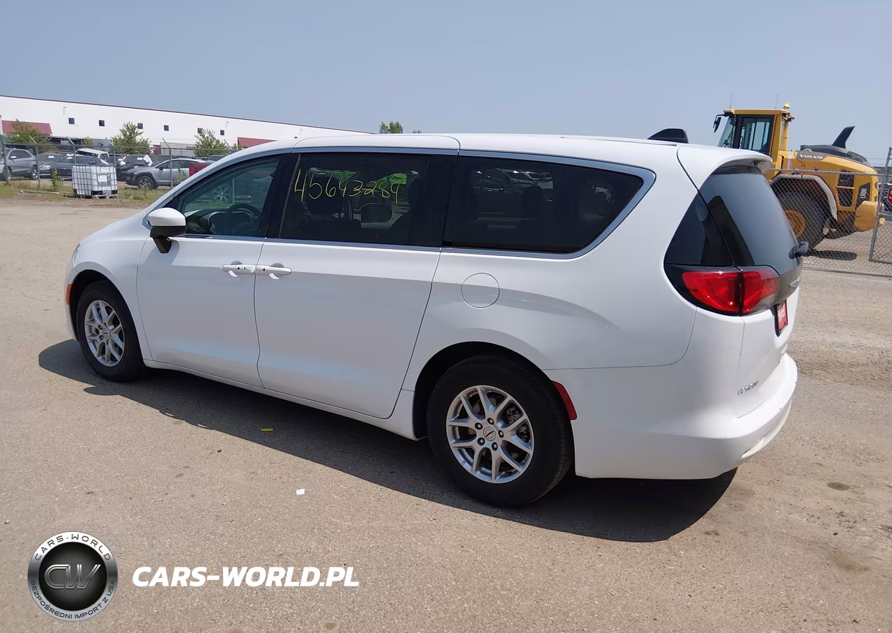 2023 Chrysler Voyager Lx VIN:2C4RC1CG7PR613388 - 3