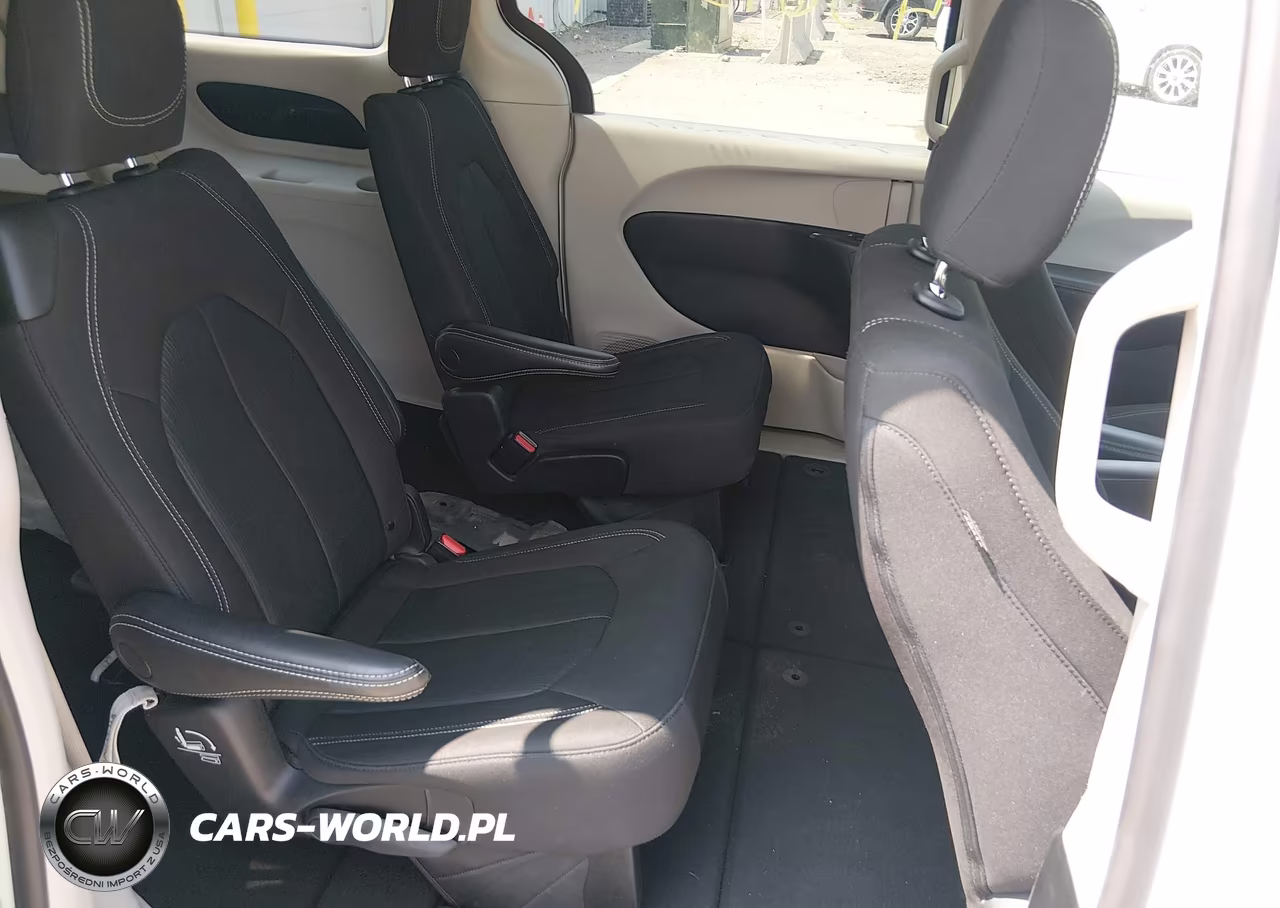 2023 Chrysler Voyager Lx VIN:2C4RC1CG7PR613388 - 8