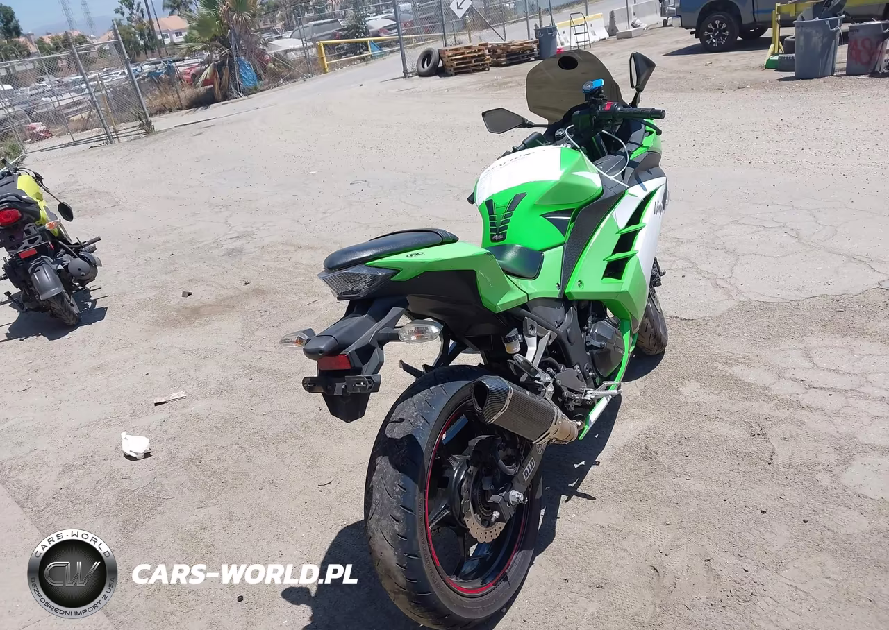 2014 Kawasaki Ex300 B VIN:JKAEX8B10EA007564 - 4