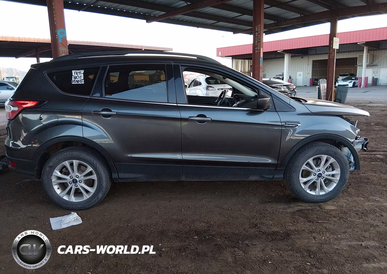 2018 Ford Escape Se VIN:1FMCU9GDXJUD29745 - 14