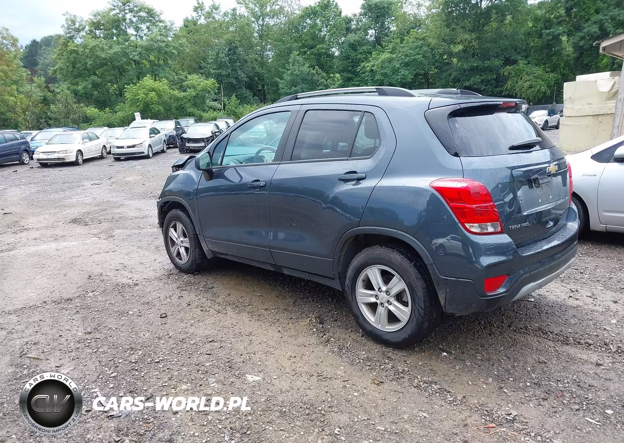 2021 Chevrolet Trax Awd Lt VIN:KL7CJPSB5MB309780 - 3