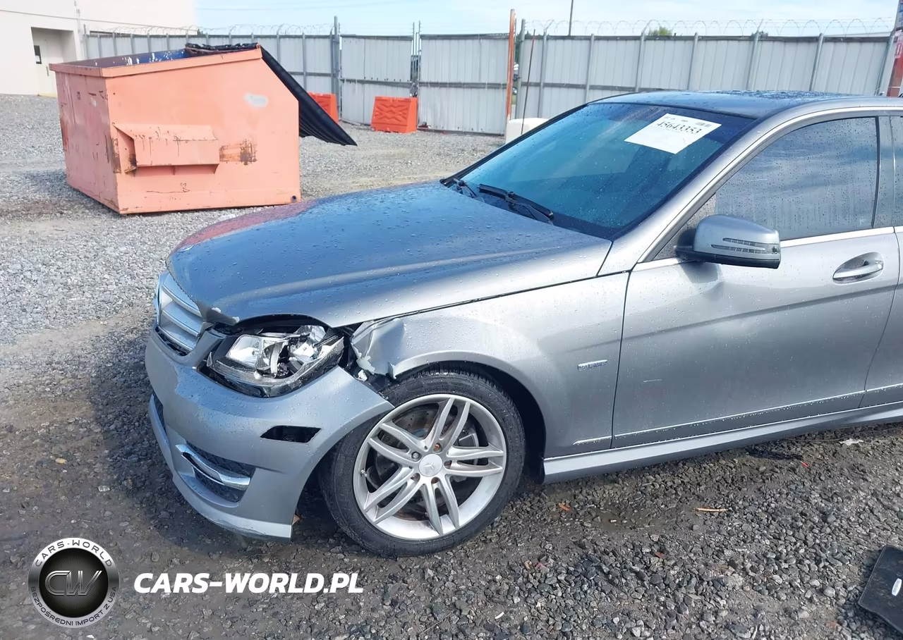 2012 Mercedes-Benz C 250 Sport VIN:WDDGF4HB1CR212115 - 6